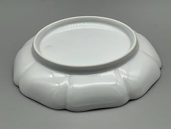 2921 松尾博之作　白磁花瓶　花文 2921 松尾博之作 白磁花瓶 花文